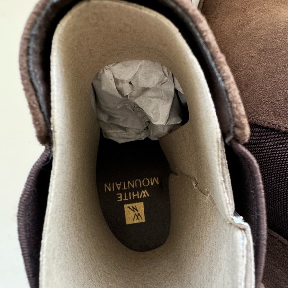 NIB WHITE MOUNTAIN‎ DESTINY BROWN SUEDE FABRIC WOMEN SHOES SIZE 5 - Picture 2 of 9